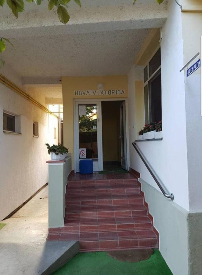Viktorija Nova Hotel คานยิชา ภายนอก รูปภาพ
